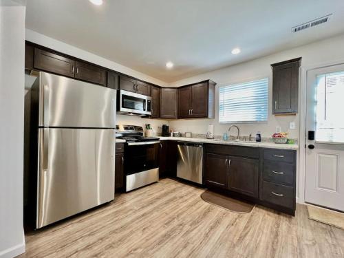 Brand new, hidden Pearl of a home Batesville, IN in เบตส์วิลล์ (อินเดียน่า)