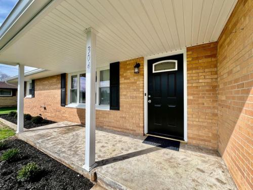 New remodel exquisite master suite Trenton, Ohio in Trenton, USA
