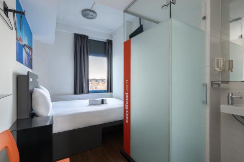 easyHotel Rotterdam City Centre