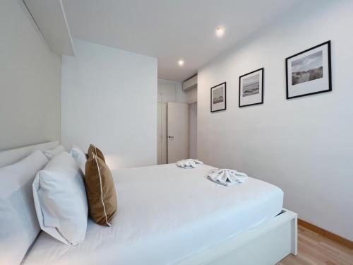 Three-Bedroom Apartment image 10