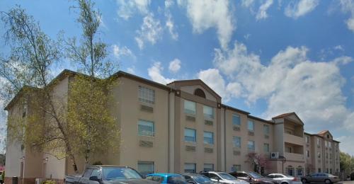 Holiday Inn Express Murrysville - Delmont, an IHG Hotel