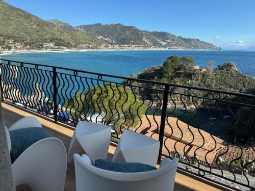 Taormina Sunrise Luxury Apartment - Taormina