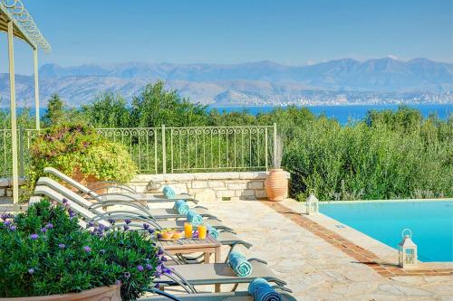 Villa Liontzos by Villa Plus