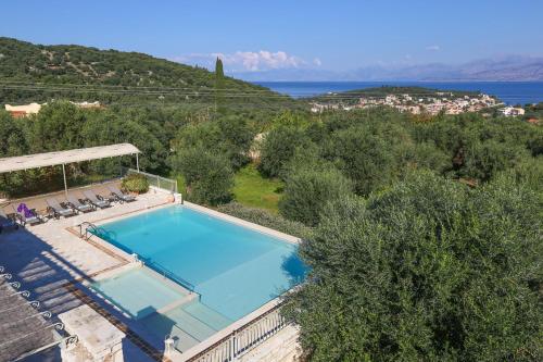 Villa Liontzos by Villa Plus