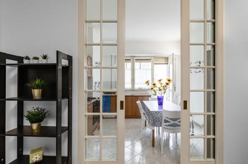 GuestHost - Roomy Apartment Close to Siena Center, Siena