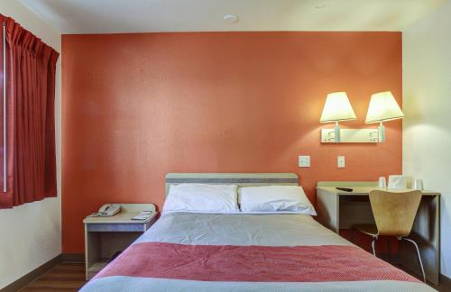 Motel 6-Grants Pass, OR