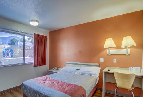 1 double bed