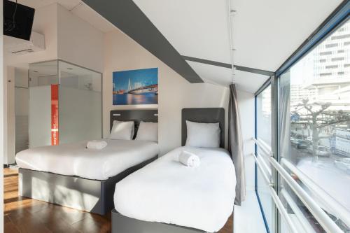 easyHotel Rotterdam City Centre - image 14