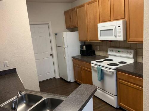 Spacious 1/1 Unit in Sanford, FL