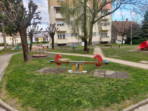 周邊環境, Apartman NIKA in 達魯瓦爾