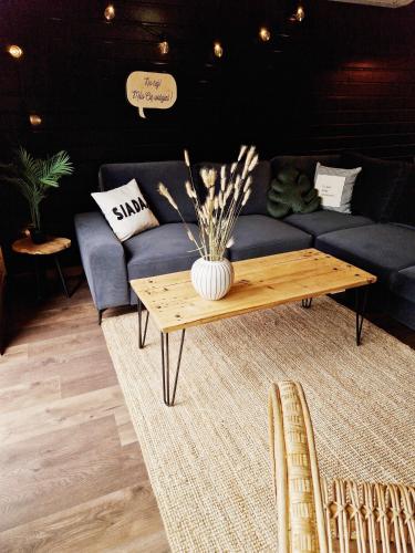 3 bedrooms, 6 beds
