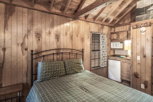 1 double bed