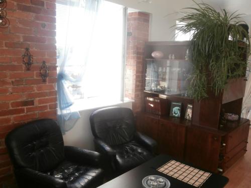 Private Apartment For You - image 3