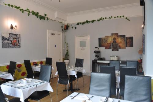 Hotel Peppers - image 6