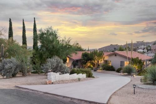 Airway to Heaven - Joshua Tree Home w Cowboy Tub