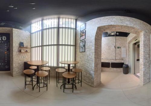 bar/salon, Br Hostel in Centro-Sul