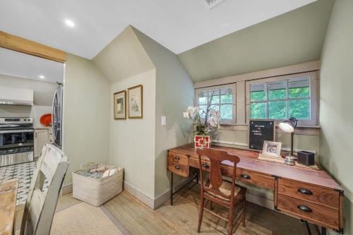 Luxury Loft in Historic Carriage House in เคนเน็ตต์ สแควร์ (พีเอ)