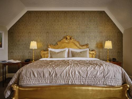 Highcliffe House - image 4