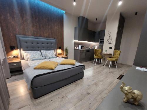 1 queen bed