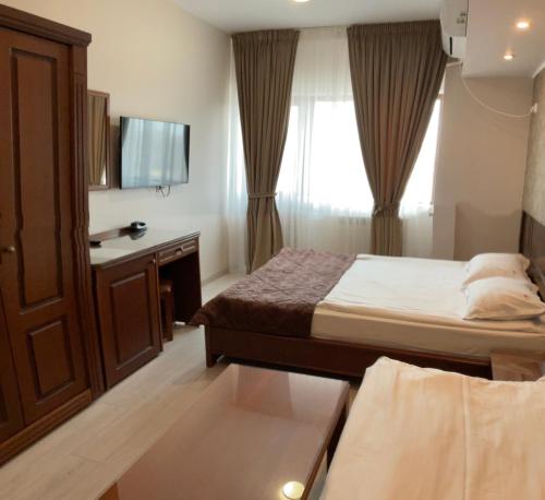Hotel Ana - image 3