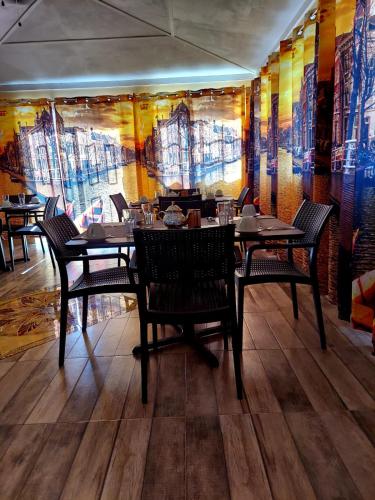 레스토랑, Cas Bed and Breakfast in 팰머스