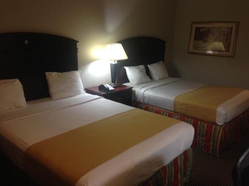 Express Inn in Wharton, USA