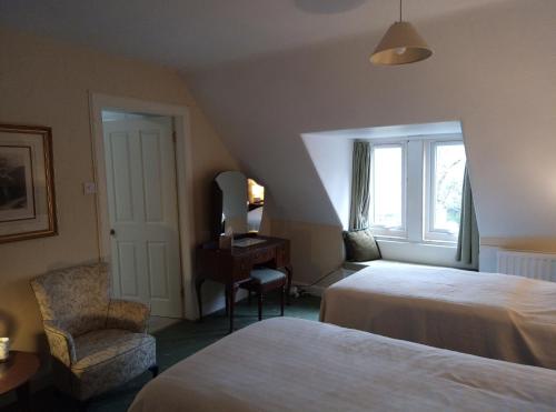 2 twin beds