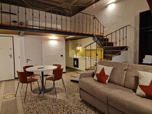 Residenza Allegra, Janov