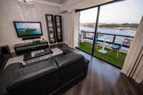 Prime Location-sliema Ferries Seafront 2bed