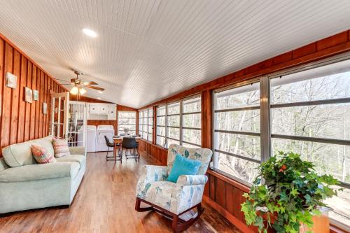 Riverfront Blue Ridge Cabin with Private Beach! in Blue Ridge, USA