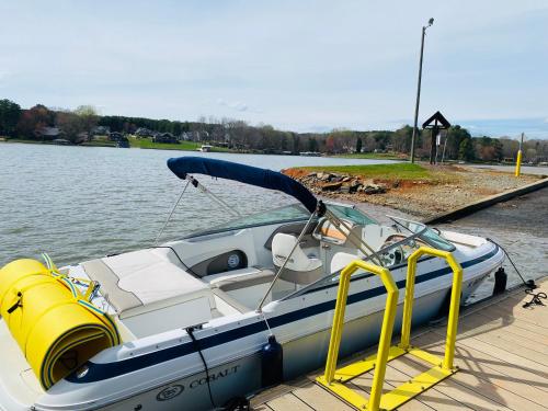 Wet anchor Tours in Charlotte, USA