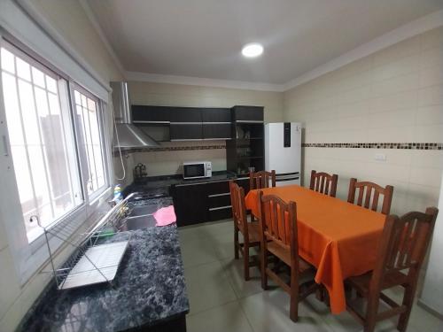 Kitchen, Excelente Duplex para 5 personas near Domingo Faustino Sarmiento Airport