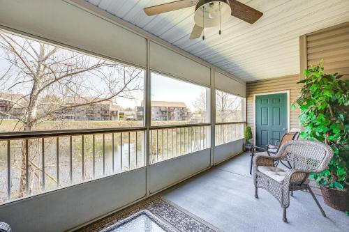 Branson Condo with Screened Porch 4 Mi to Lake!