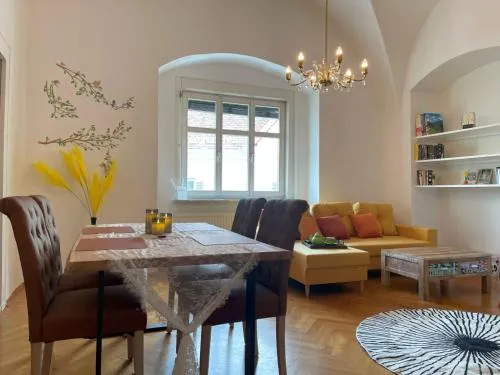 Mur Living Klein in Mureck, Österreich