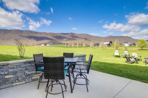 . Tennessee Mountain-View Retreat Near Norris Lake!