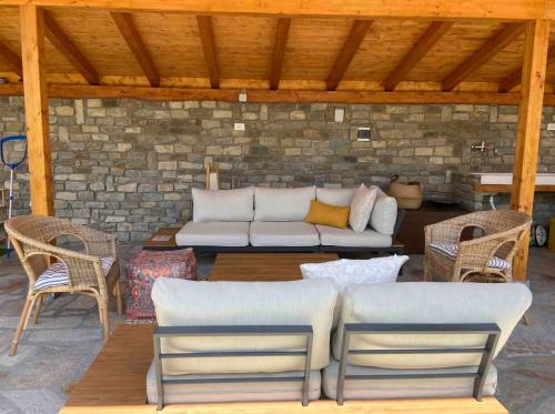 Peaceful Mountain Retreat - private guest house in Ponzone