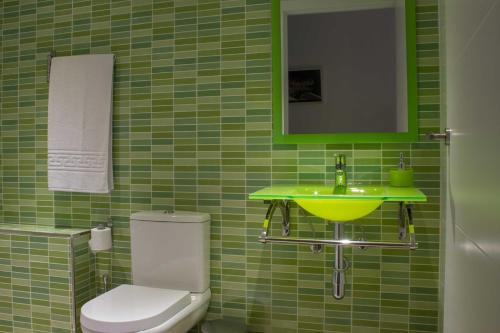 Hostal Nova Barcelona - image 8