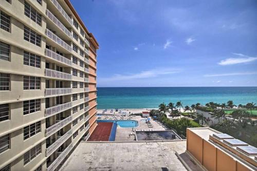 Oceanfront Miami Beach StudioCondo Newly Renovated in Sunny Isles Beach, USA