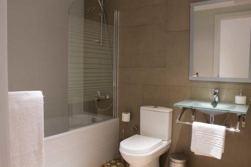 Hostal Nova Barcelona - image 6