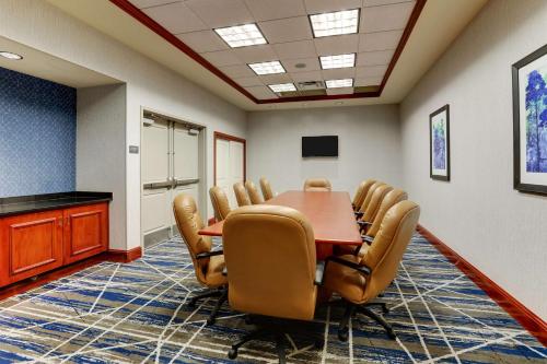 Hilton Garden Inn Indianapolis Airport