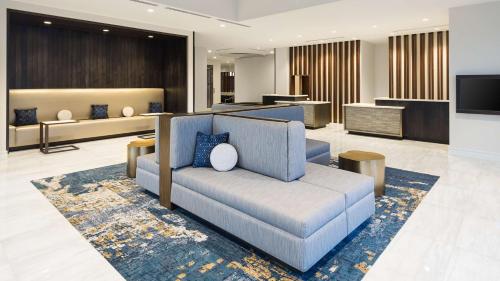 DoubleTree by Hilton San Diego Del Mar - image 13