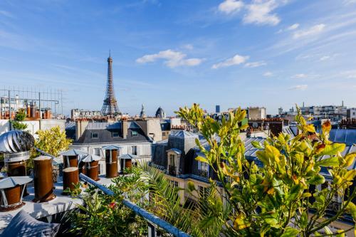 Luxury Penthouse Rooftoop Eiffel Tower view - EM02