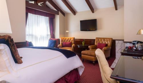 hotel photo