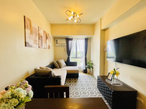 Sunset View 1-BR Unit at Centrio Tower beside Ayala Mall Downtown CDO, Cagayan de Oro (foto 5)