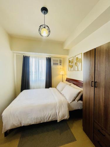 Sunset View 1-BR Unit at Centrio Tower beside Ayala Mall Downtown CDO, Cagayan de Oro (foto 2)