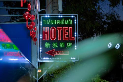 Thành Phố Mới Hotel