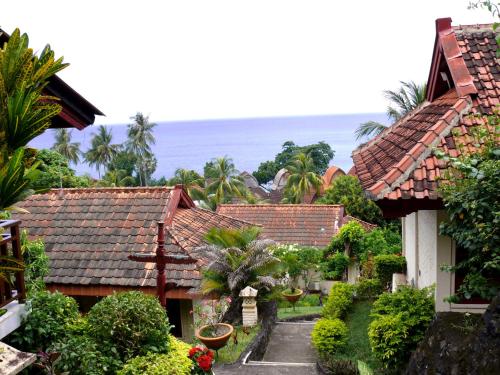 View, Puri Bunga Beach Cottages Hotel in Senggigi