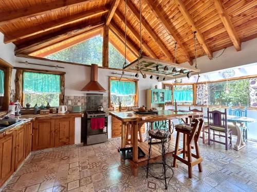Casa Lago Gutierrez in San Carlos de Bariloche
