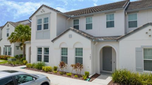 162 CD - FESTIVAL - Amazing 4 bed Private Pool thumb 3