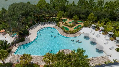 Charming 4BR w Private Pool Festival Gated Resort - 편의 시설/서비스